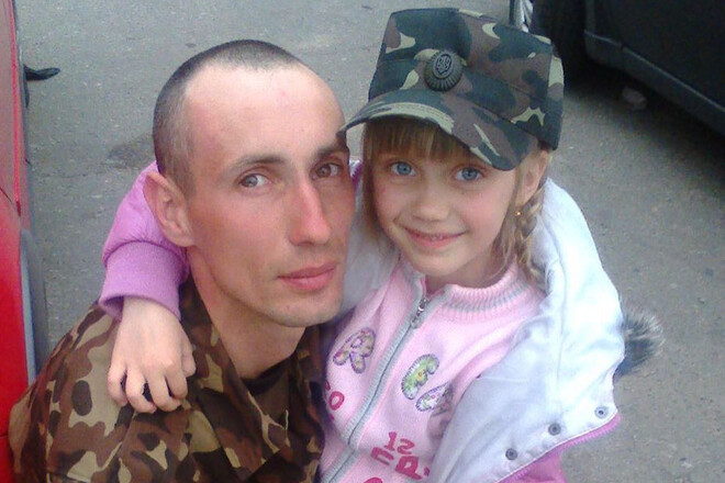 Схилимо голови. Рауль з Дніпра мав мрію – відвести доньку в перший клас