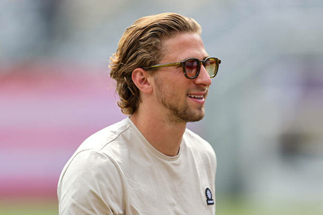 Стало известно, под каким номером Забарный будет играть за ПСЖ