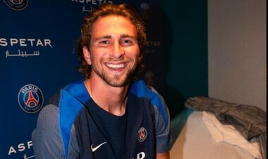 ВИДЕО. Первые слова Забарного после подписания контракта с ПСЖ