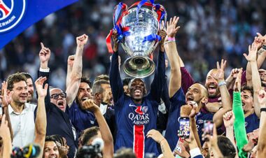Рівно 2 роки тому головний претендент на ЗМ-2025 став гравцем ПСЖ