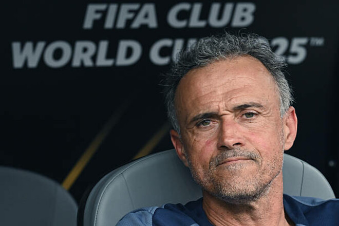 ПСЖ опублікував заявку на Суперкубок УЄФА. Де Забарний? Сафонов є?