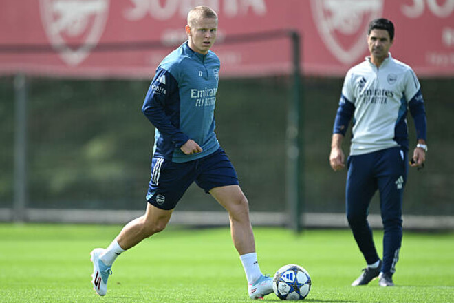 У Зинченко два варианта. Игрок сборной Украины решает, что делать