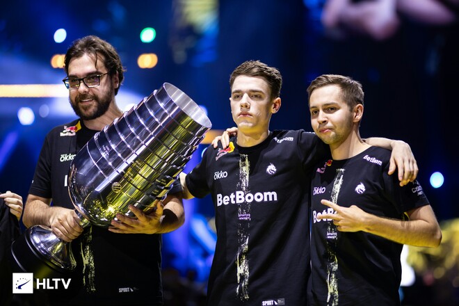 Джерело: зрадник України покине team spirit після Esports World Cup 2025