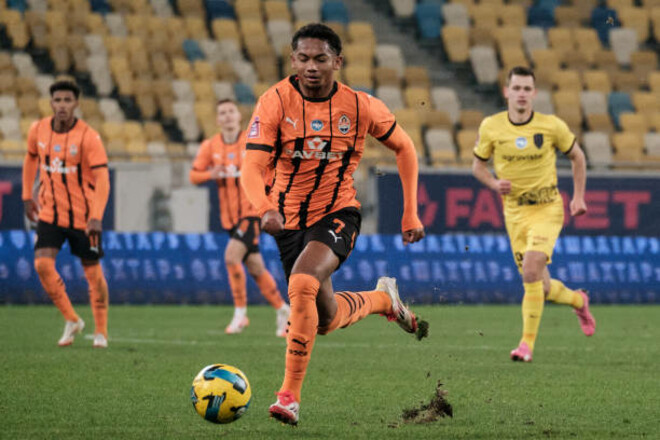 Конкурентом Довбика в Роме может стать игрок из УПЛ. Это не Ванат