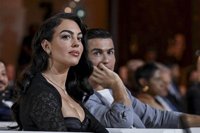 ФОТО. Джорджину Родрігес звільнили з роботи через Кріштіану Роналду