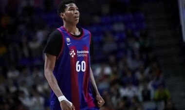 Барселона планує заграти 13-річного вундеркінда. Гравець вже у заявці