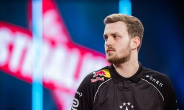 Гравець Astralis розповів про зміни ролей та вплив HooXi