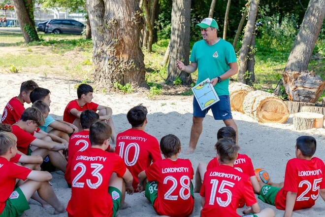 Підпільна гра. Локомотив звільнив коуча, який працював за спиною у Шахтарі
