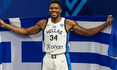 Чому не грає Янніс? Зірковий грек із НБА пропустив усі товарняки збірної