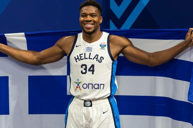 Почему не играет Яннис? Звездный грек из НБА пропустил товарняки сборной