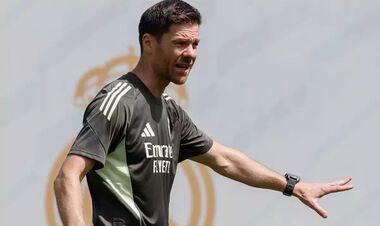 Хабі АЛОНСО: «Він не гратиме в старті Реала, але нехай не падає духом»