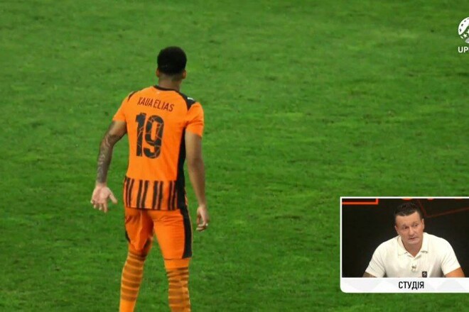 ФЕДЕЦЬКИЙ: Не буду виражатися. Потрібно надавати підсраничків у роздягальні