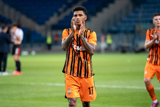 Винисиус ТОБИАС: «Удаление было неправильным, но в футболе всякое бывает»