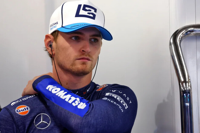 Пілот, якого вигнали посеред сезону, знайшов місце у топовій гоночній серії