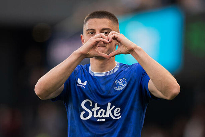 Кто получил 9.4? Известна оценка Миколенко за отличный матч с Саутгемптоном