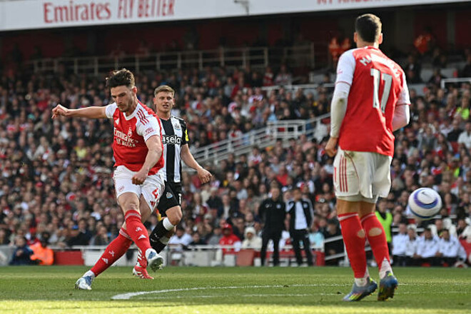 Арсенал минимально обыграл Ньюкасл. Команда Зинченко получила путевку в ЛЧ