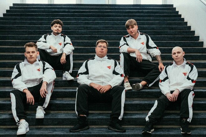 s1mple на месте. FaZe Clan показали фото с медиа-дня IEM Dallas 2025