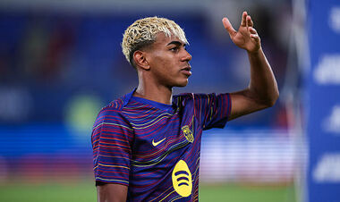 Барселона не хоче, щоб Ямаль вигравав Золотий м'яч. Що трапилось?