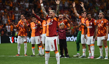 З голом Ікарді. Галатасарай розгромив суперника і став лідером у Туреччині