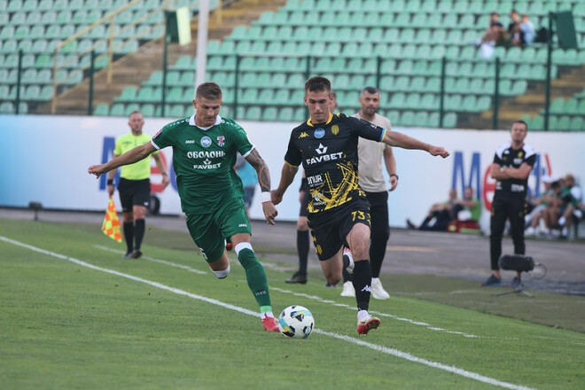 Другий гол поспіль здалеку від Суханова. Оболонь перемогла Рух
