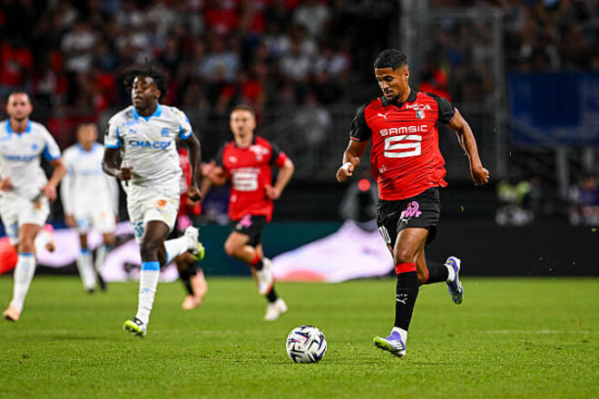 Гол на 90+1 мин. Ренн переиграл Марсель на старте сезона Лиги 1 во Франции