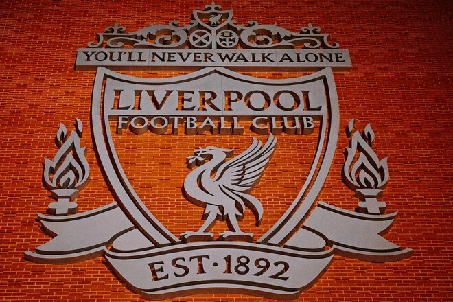 Английский клуб Ливерпуль выступил с заявлением, осуждающим расизм