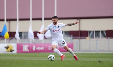 ВИДЕО. Ррапай получил красную карточку и оставил Колос вдесятером