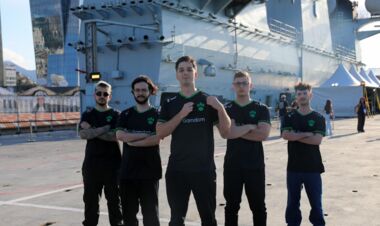 Imperial выиграли трофей по CS2 на авианосце в Бразилии