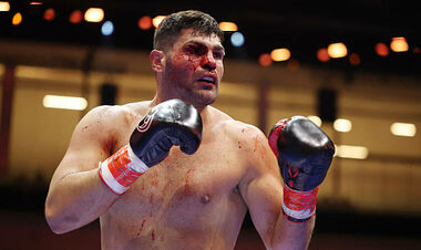 Khrgovich won a confident victory in the title match in the heavyweight weight