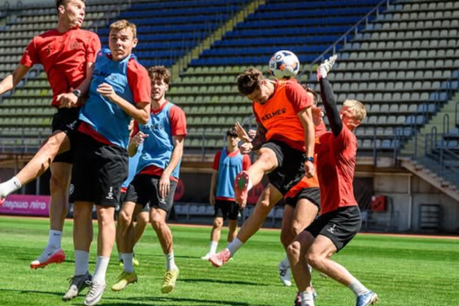 Перша ліга. Металург та Поділля розділили очки у Запоріжжі