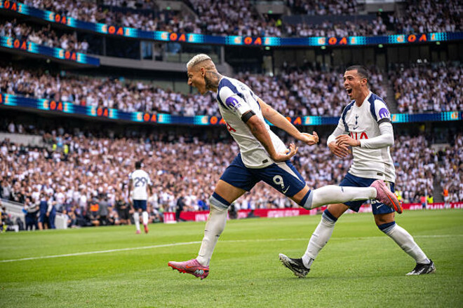 Старт сезона АПЛ. Тоттенхэм забил  3 гола, победа новичка