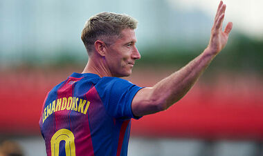 Тренувався з м'ячем. Левандовськи повернувся до Барселони