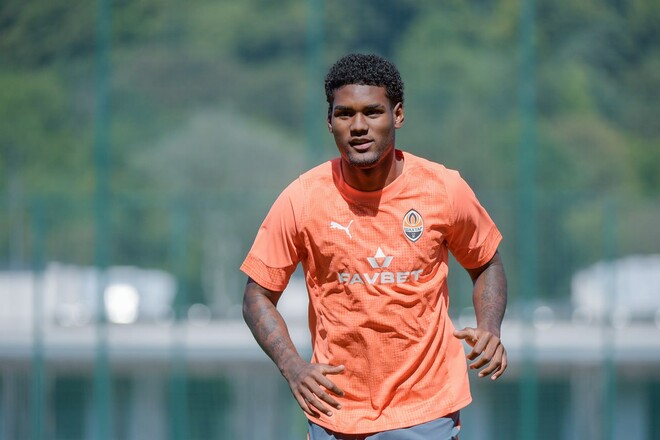 ФОТО. Перед Вересом: Лукас Феррейра провел первую тренировку в Шахтере