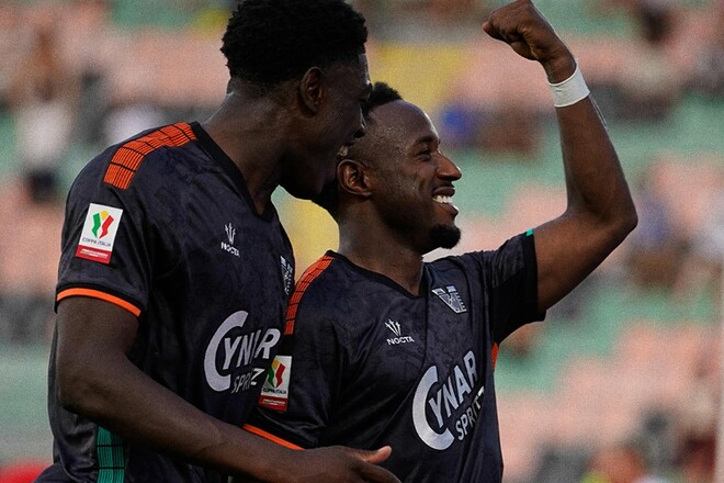 Кубок Италии. Комо, Венеция, Кальяри и Палермо вышли в 1/16 финала