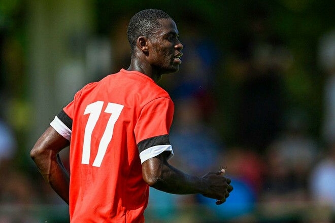 ВИДЕО. Как играет ивуарийский форвард, за которым охотится Заря