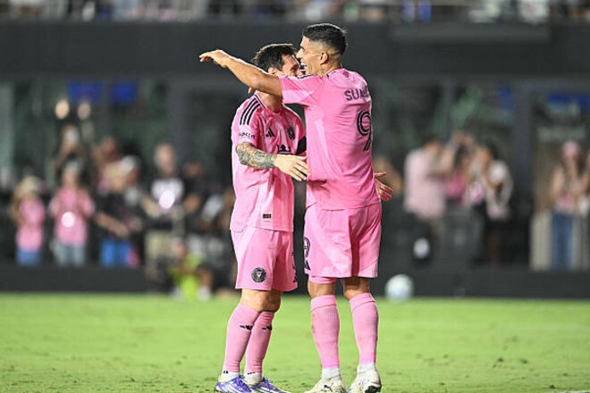 Месси и Суарес забили очередные голы. Сколько их уже на счету?