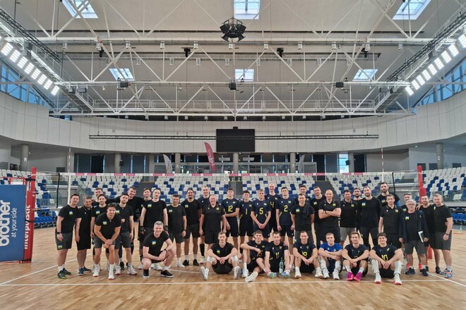 Национальная и молодежная сборные по волейболу провели спарринг перед ЧМ