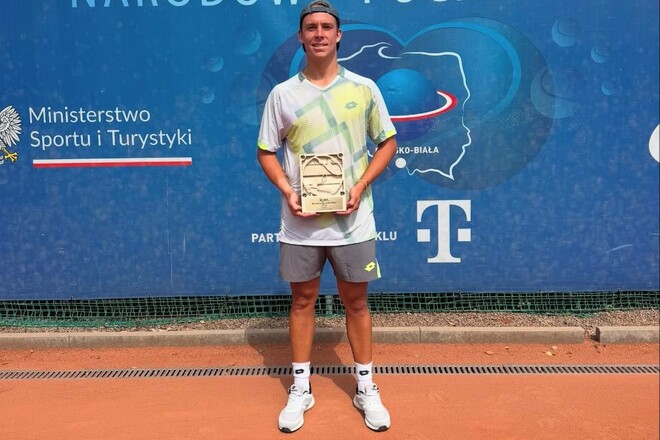 Украинец в статусе первого сеяного завоевал трофей на турнире ITF в Польше