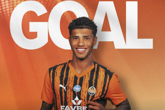 ВИДЕО. Только вышел на замену. Винисиус Тобиас прошил голкипера Вереса