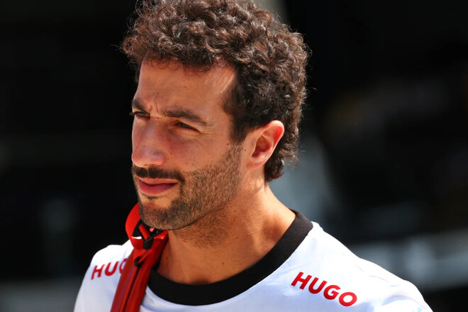 Бывший пилот Ф1 был госпитализирован после падения с мотоцикла