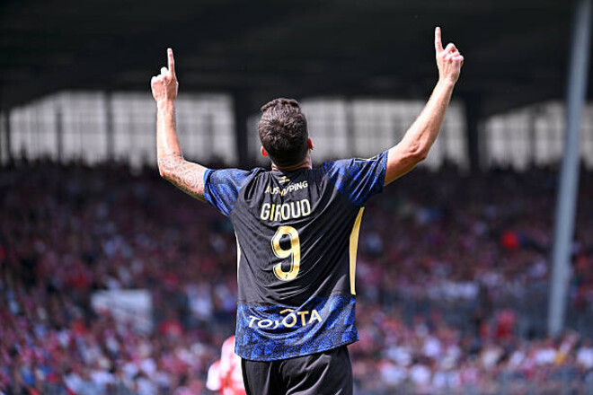 350 голів у кар'єрі. Попереду Жиру лише шість французів