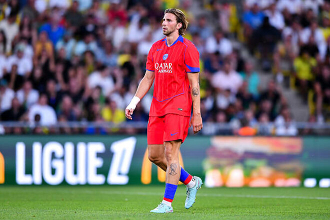 Илья ЗАБАРНЫЙ: «Мечтал играть вместе с ним. Он заслуживает Золотой мяч»