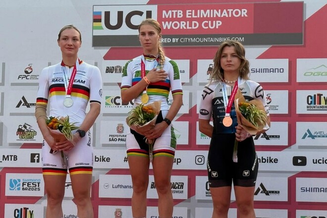 Марія Сухопалова виграла етап Кубка світу з маунтинбайку