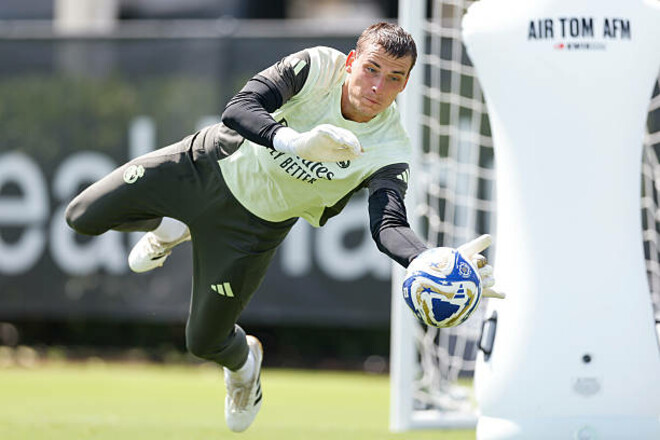 Лунін відреагував на інтерес Фенербахче і ухвалив рішення