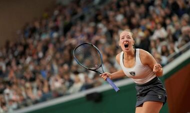 Анастасія Соболєва – Саша Вікері. Дивитись онлайн. LIVE трансляція