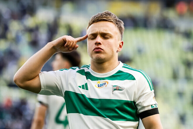 Полузащитник киевского Динамо избежал операции, но пропустит два месяца