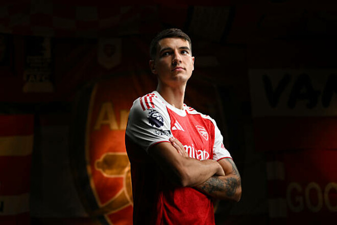 Порту продовжує цікавитися захисником Арсеналу. Це не Зінченко