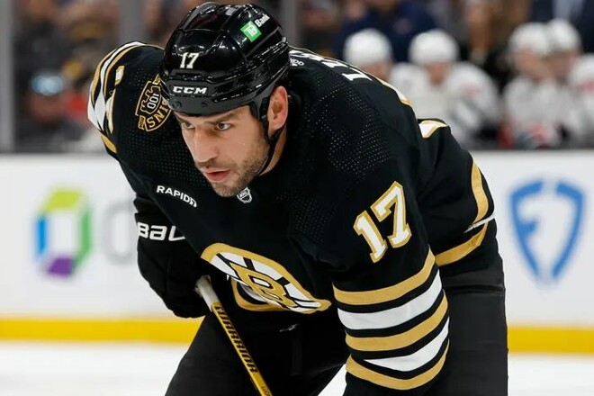 Чемпіон світу та володар Кубка Стенлі підписав пробний контракт