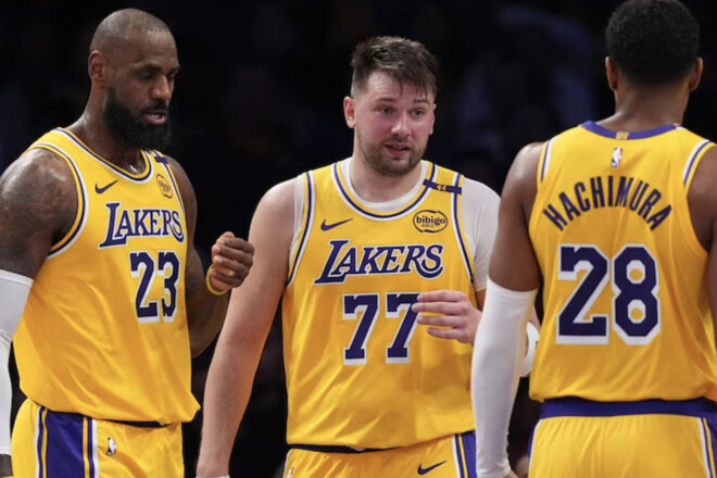 Лейкерс будет иметь одну смену в стартовом составе на новый сезон