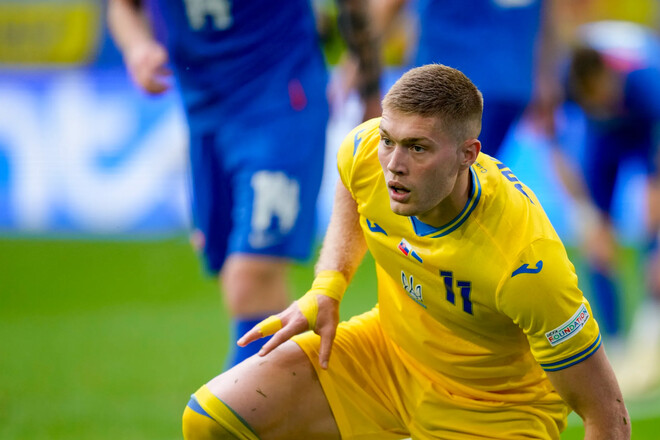 Рома решила продать Довбика. Римляне выбрали новый клуб для Артема